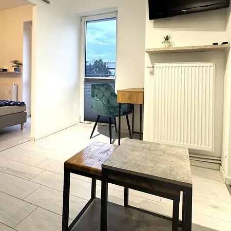 White House 3 Apartment *